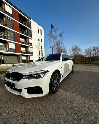 BMW Seria 5 cena 211135 przebieg: 89500, rok produkcji 2020 z Warszawa małe 92